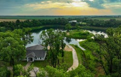 1919 Sand Hill Rd, Burrton, KS 67020
