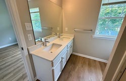 204 JONES STREET, BURLINGTON, NJ 08016