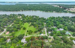 410 Pleasure Land Road, Gun Barrel City, TX 75156