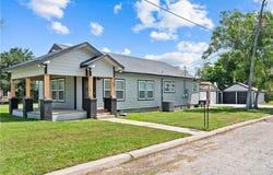410 E Lott Street, Beeville, TX 78102