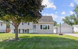 2083 Sunnyside Terrace, New Brighton, MN 55112