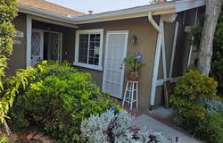 15901 Lassen Street, North Hills, CA 91343