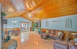 283 Hunting Creek Road, Whitleyville, TN 38588