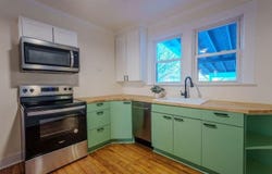804 E 7th St, Tuscumbia, AL 35674