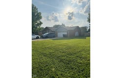 1050 Laguna Lane, Greenwood, IN 46143