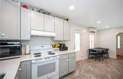 728 Stafford Road, Tiverton, RI 02878