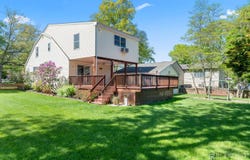 241 Fernhead Avenue, Monroe, NJ 08831