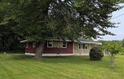 69034 42nd Avenue, Covert, MI 49043