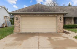 2921 W CREEK VALLEY Lane, APPLETON, WI 54914