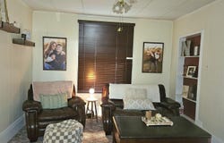 637 S 2ND Avenue, Canton, IL 61520