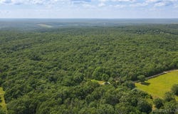 38925 Stone Piler Avenue, Edwards, MO 65326
