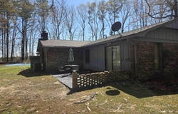 8408 Griggs Rd, Pine Bluff, AR 71603