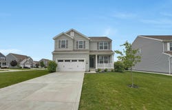 202 Rosewood Loop SW, Commercial Point, OH 43116