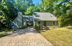 6 Foxcroft Road, Williamsburg, VA 23188