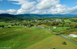 Cumberland Gap Pkwy, Harrogate, TN 37752
