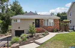 19 Winding Way, Cedar Grove, NJ 07009
