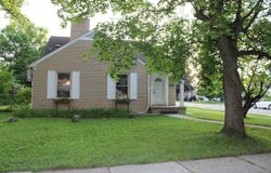 2906 Syracuse Street, Dearborn, MI 48124