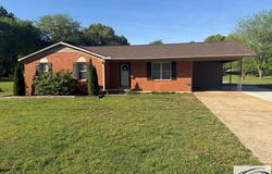 90 David St, MCKENZIE, TN 38201