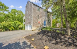35 Burnside Street, Plymouth, MA 02360
