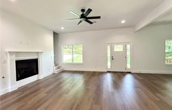 8 Stanton  CIR, Bella Vista, AR 72714