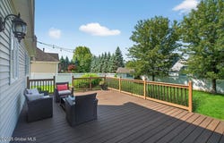 33 Milltowne Road, Bethlehem, NY 12077