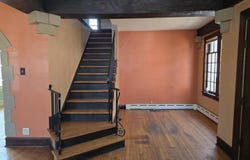 5832 N Sacramento Avenue, Chicago, IL 60659