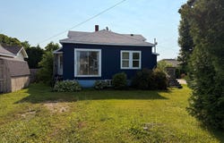395 Church St, St. Ignace, MI 49781