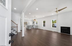 435 W 5Th St, Plainfield City, NJ 07060-2101