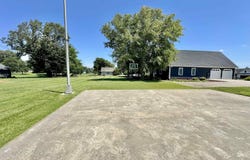 81 Oak Shadow, Benton, KY 42025