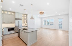 136 W Cotter Avenue, Port Aransas, TX 78373
