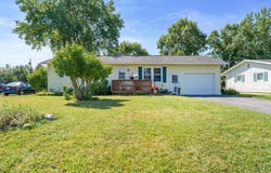 127 Canandaigua Avenue, Canandaigua City, NY 14424