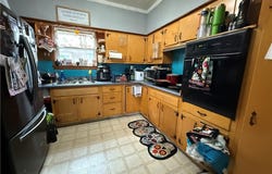335 Laurel Blvd, New Castle, PA 16101