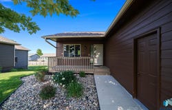808 Whitewood Ave, Sioux Falls, SD 57106