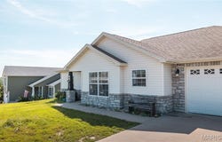 111 Brush Creek Parkway, St Robert, MO 65584