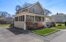7 Hawthorne Court, Falmouth, MA 02540