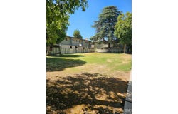 1124 Oleander Avenue, Bakersfield, CA 93304