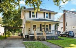 1529 Walnut Road, Massillon, OH 44647