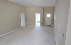 1403 E Boulder Run, Columbia City, IN 46725