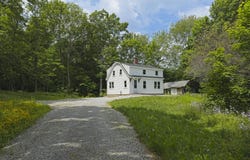 23 Dunton Avenue, Rockland, ME 04841