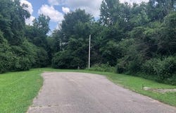 LYNNWOOD Cv, Adamsville, TN 38310