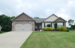373 Saddlers Run, Chesnee, SC 29323