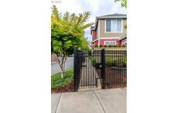 866 NW COUNCIL Dr, Gresham, OR 97030