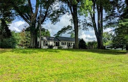 5675 Main Street, Bethania, NC 27040
