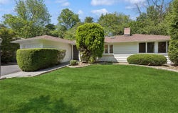 39 Wellington Road, Greenvale, NY 11548
