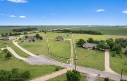 130 Cotton Rows LN, Taylor, TX 76574
