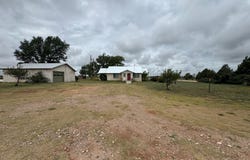 401 Apple Street, House, NM 88121