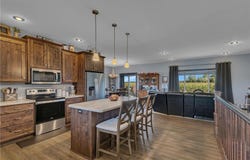 932 Waters Edge Circle, Avon, MN 56310