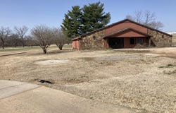 2873 N Loma Linda Drive, Loma Linda, MO 64804