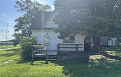 1701 Court Avenue, Chariton, IA 50049