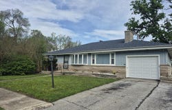1000 W 54th Avenue, Merrillville, IN 46410